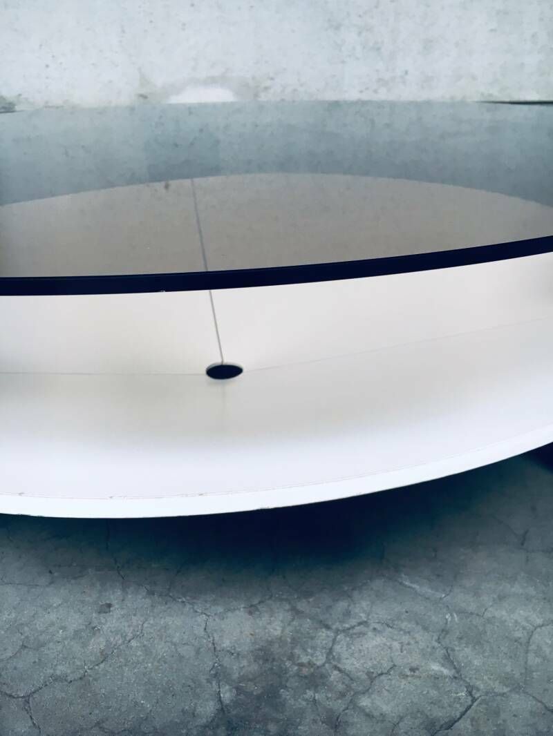 1250.0 Mid Century Modern Nederlands Design Wenge & Rookglas Salontafel, Nederland Ca. Jaren 1960 photo