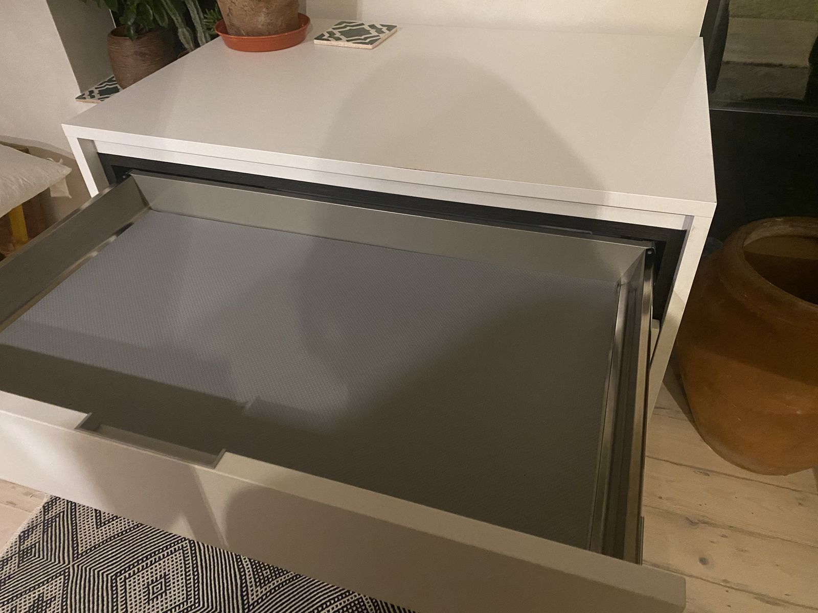 Chest Of Drawers photo 350.0
