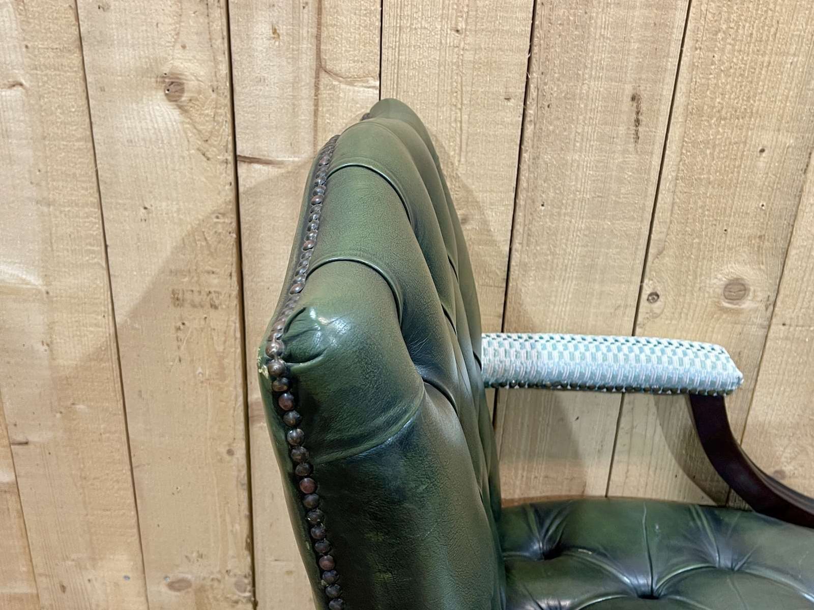 English Chesterfield Leather Armchair From The 70s photo for sale
