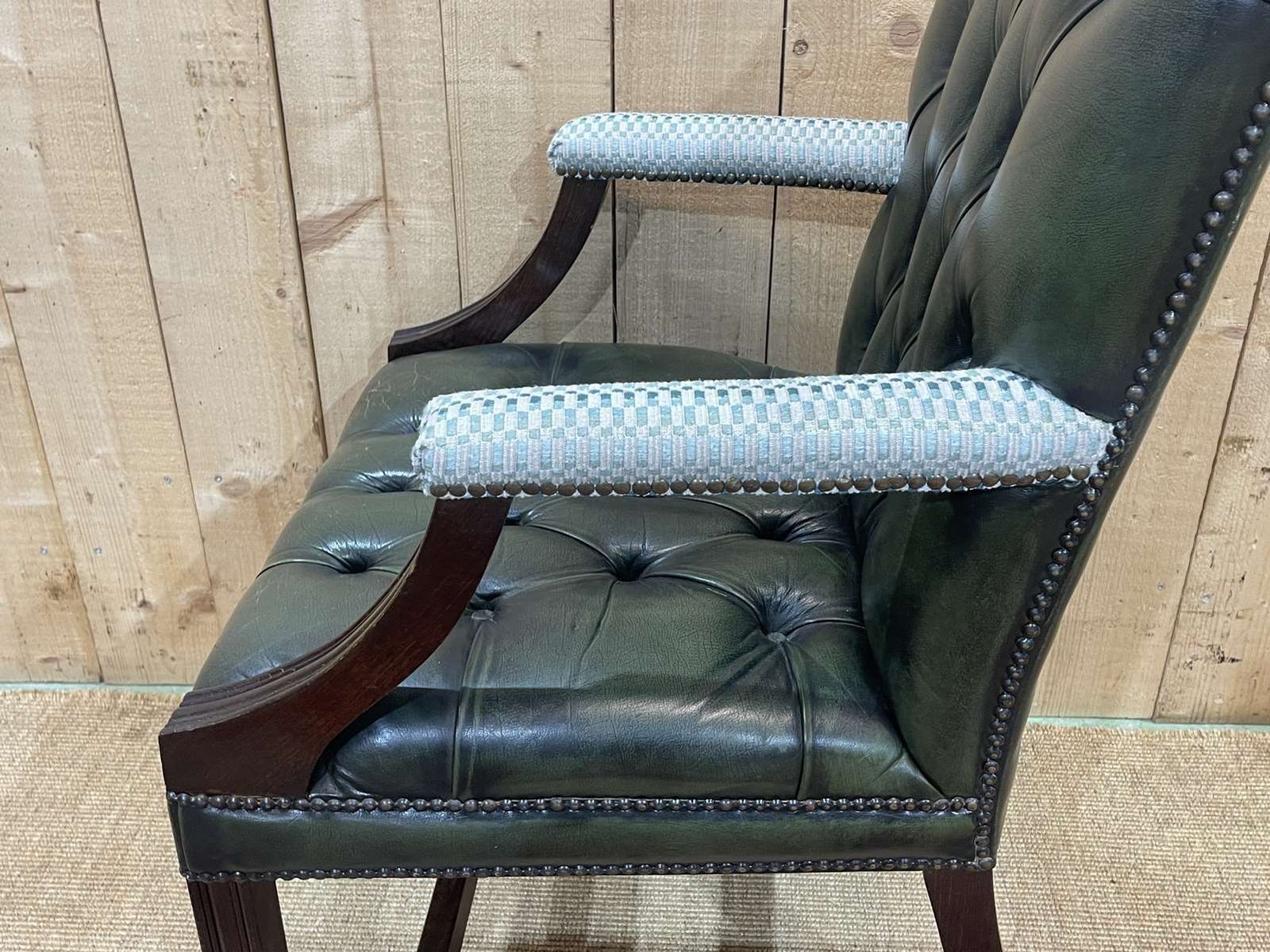 Furniture English Chesterfield Leather Armchair From The 70s photo