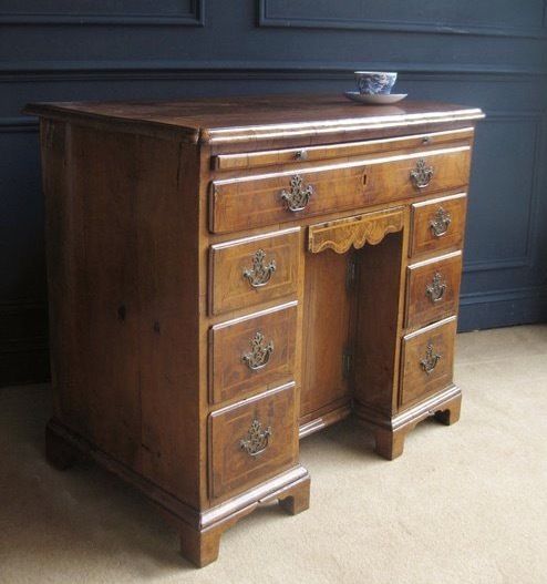 Early 18th Century Walnut Knee Hole Desk