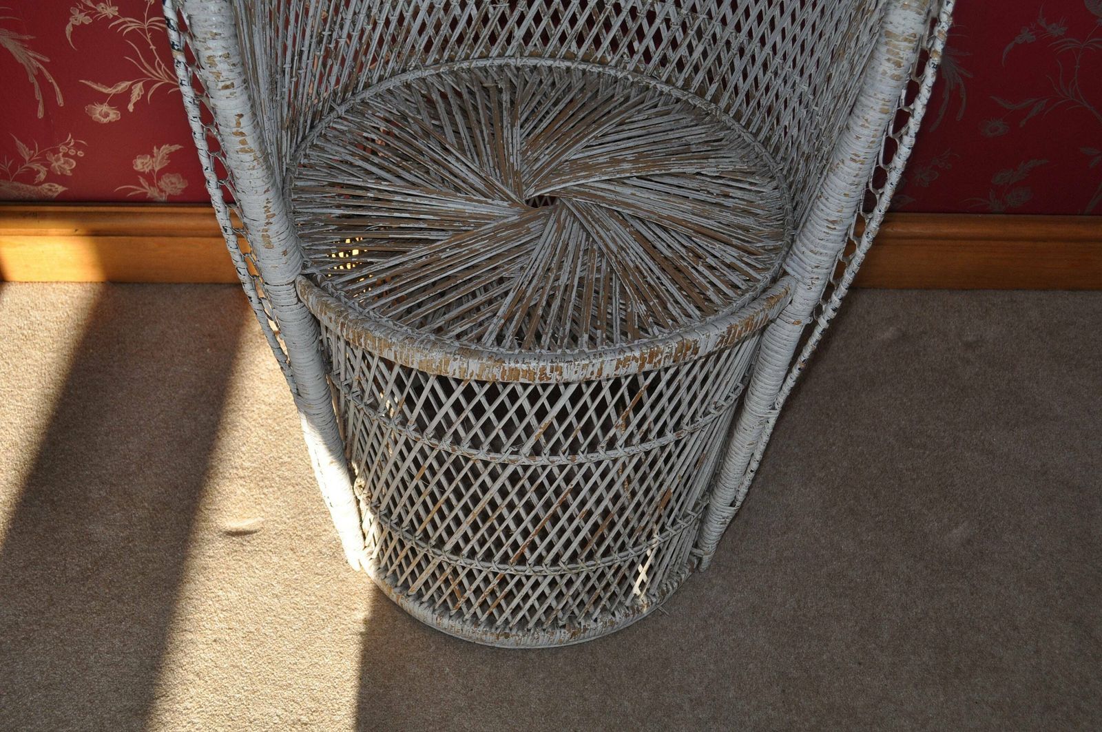 Vintage White Painted Whicker Peacock Chair photo Furniture