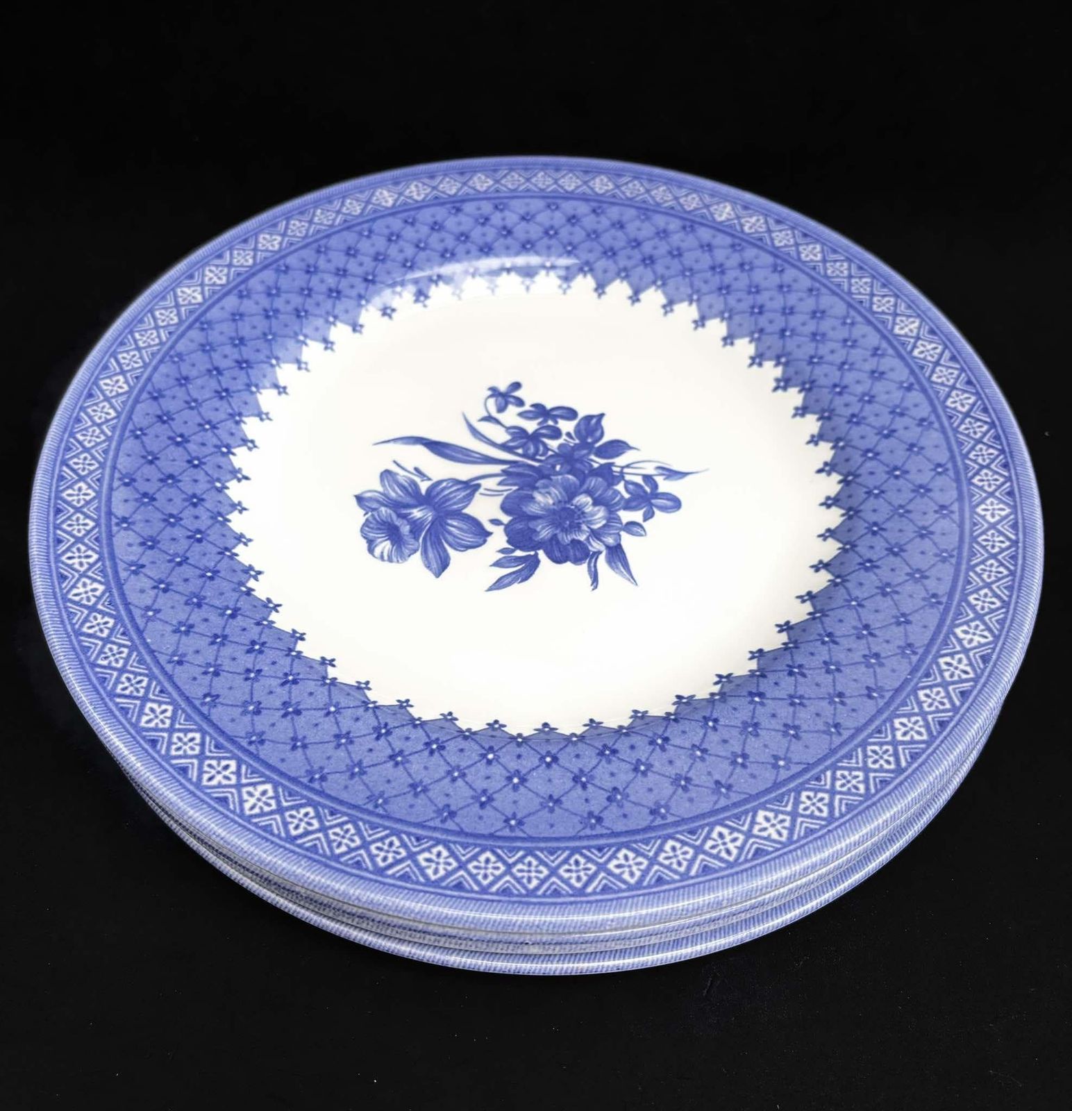 Set Of 4 Churchill Out Of The Blue Entremets Cheese Dessert Salad Plates Blue And White Table Decor English Gift photo 126.0