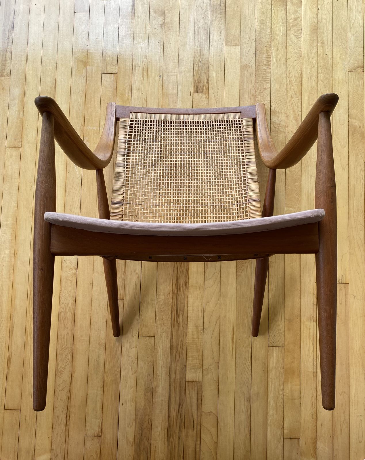 photo for sale Danish Mid Century Modern Fd146 Chair Peter Hvidt & Orla Mølgaard Nielsen For France & Sons