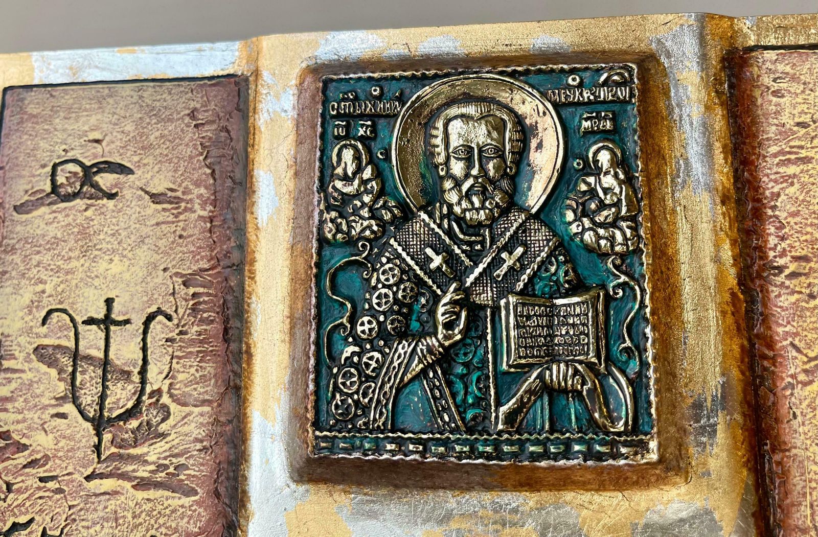 photo furniture Modern Eclectic Icons In Ceramic & Bronze, Wall Hung, Set Of 4