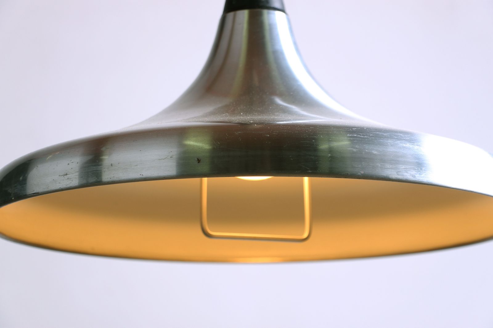Grande suspension allemande en métal chromé, modèle Tulip par Erco, 1960. photo Luminaires