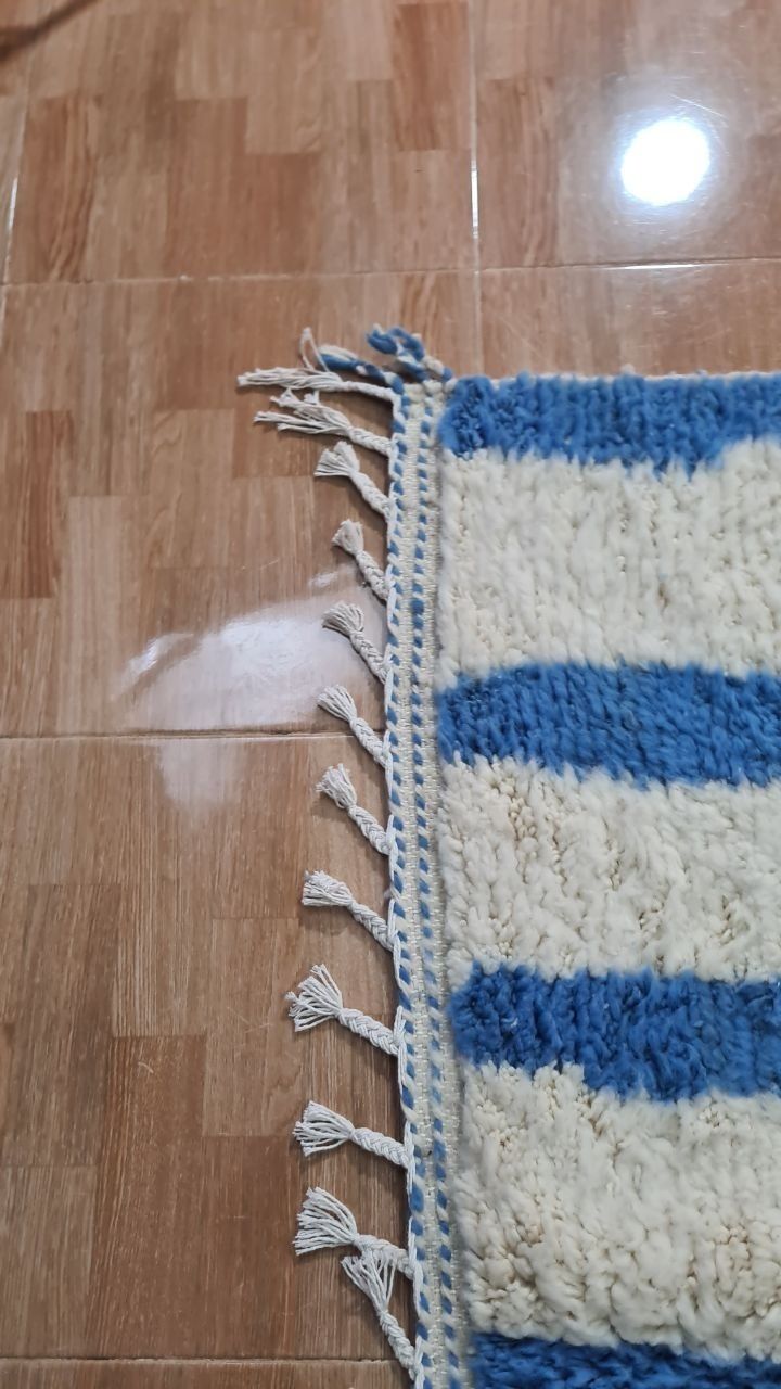 Handmade Berber Beni Ourain Rug With Minimalist Blue Line Design – 250x150 Cm photo Textiles