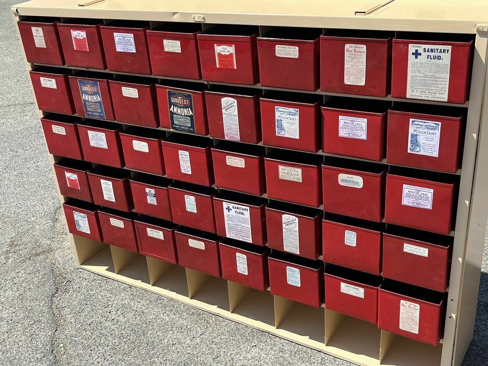 Large Chemists Bank Of Drawers, Lots Of Storage. 40 Deep Metal Drawers photo vinterior