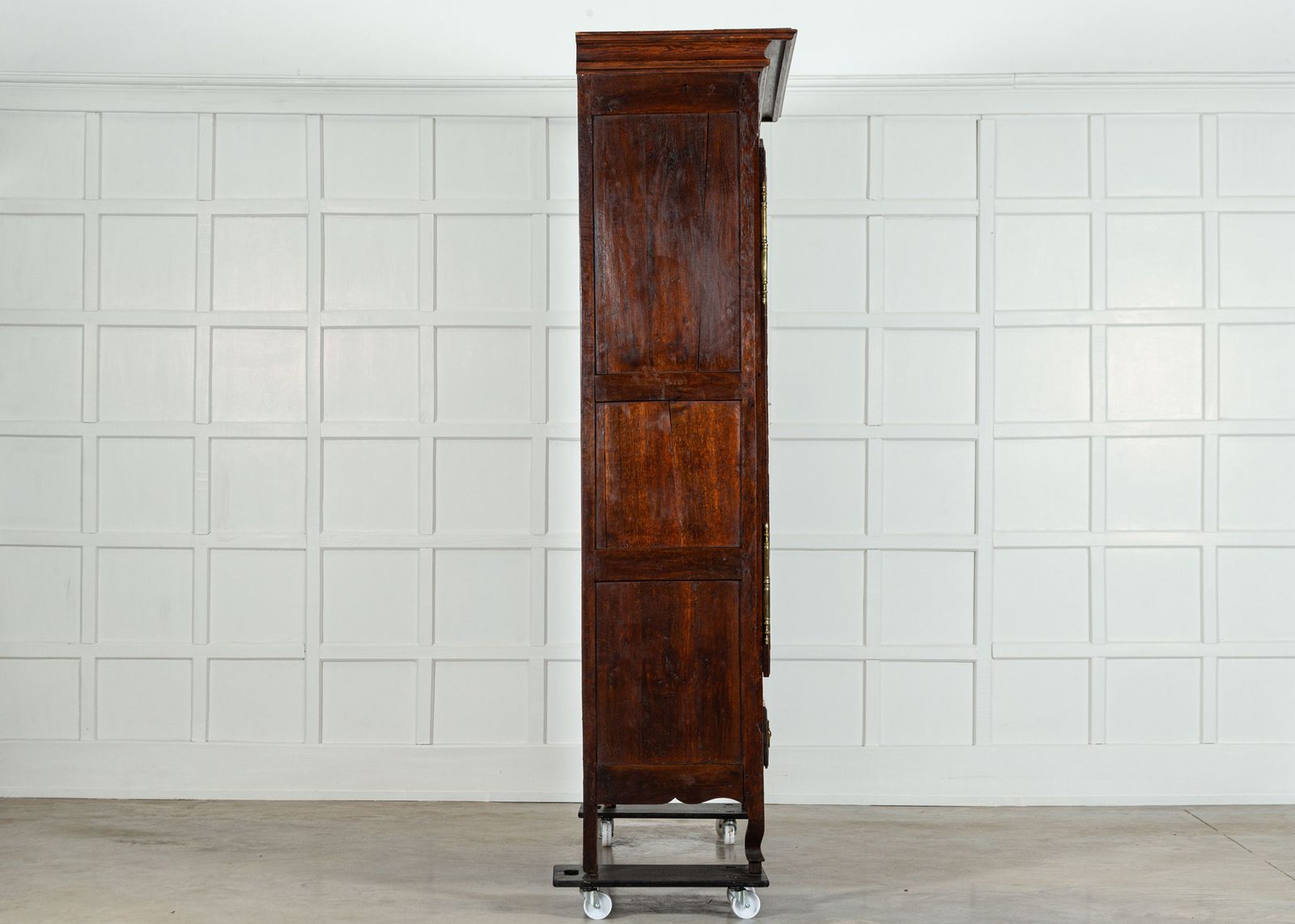 Large 18thc French Oak Armoire photo vinterior