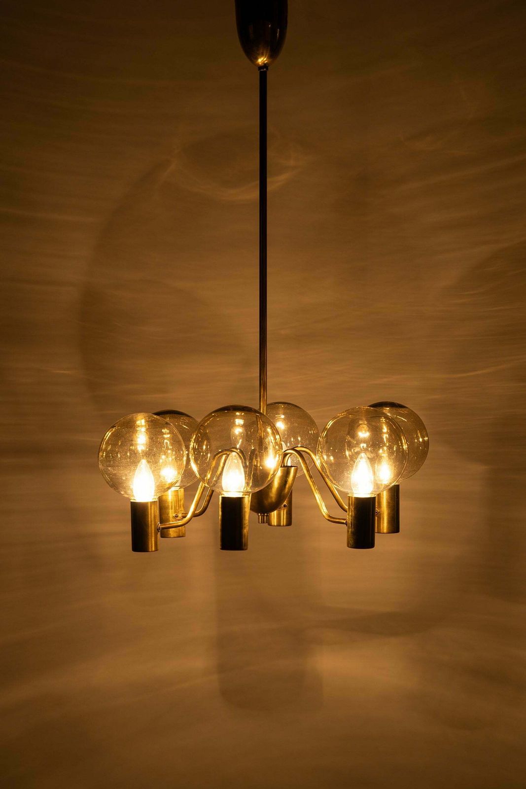 Hans Agne Jakobsson, Chandelier "T372/6", Ellysett Markaryd, Sweden, 60s photo furniture