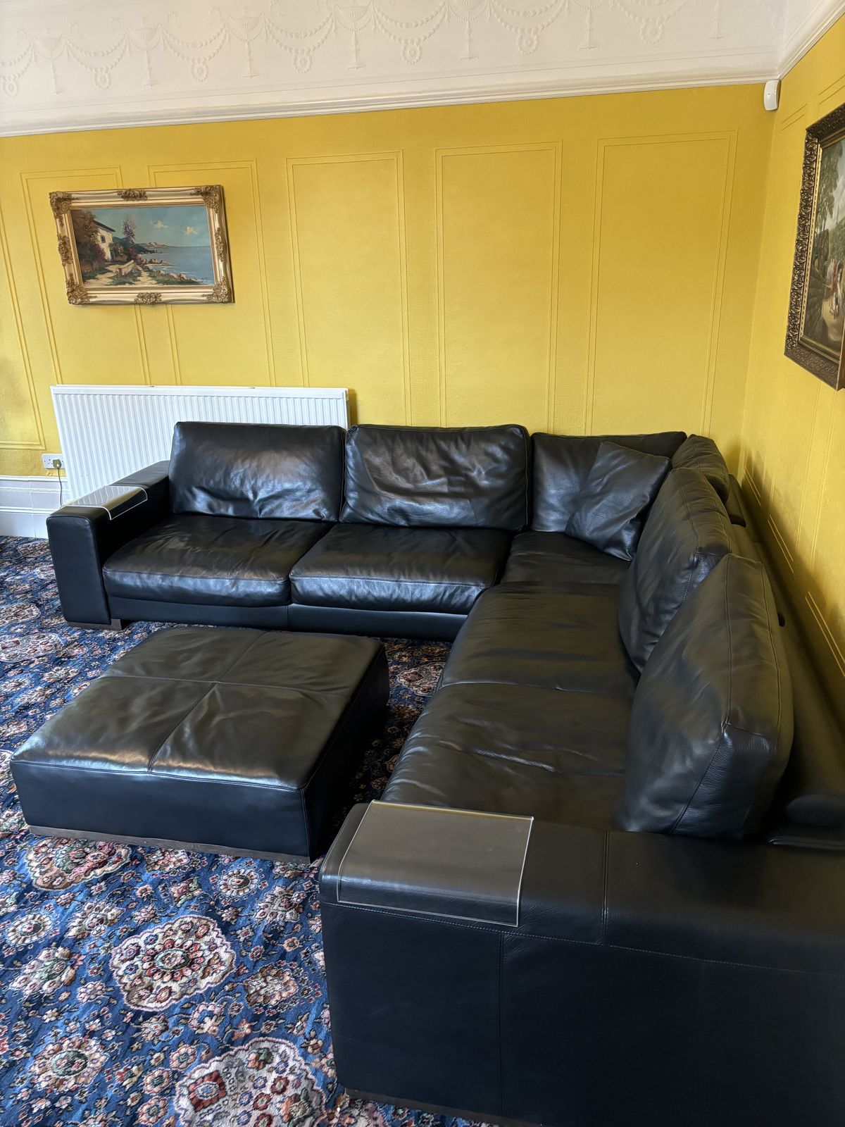 Natuzzi Domino 2226 Black Corner Sofa And Footstool photo vinterior