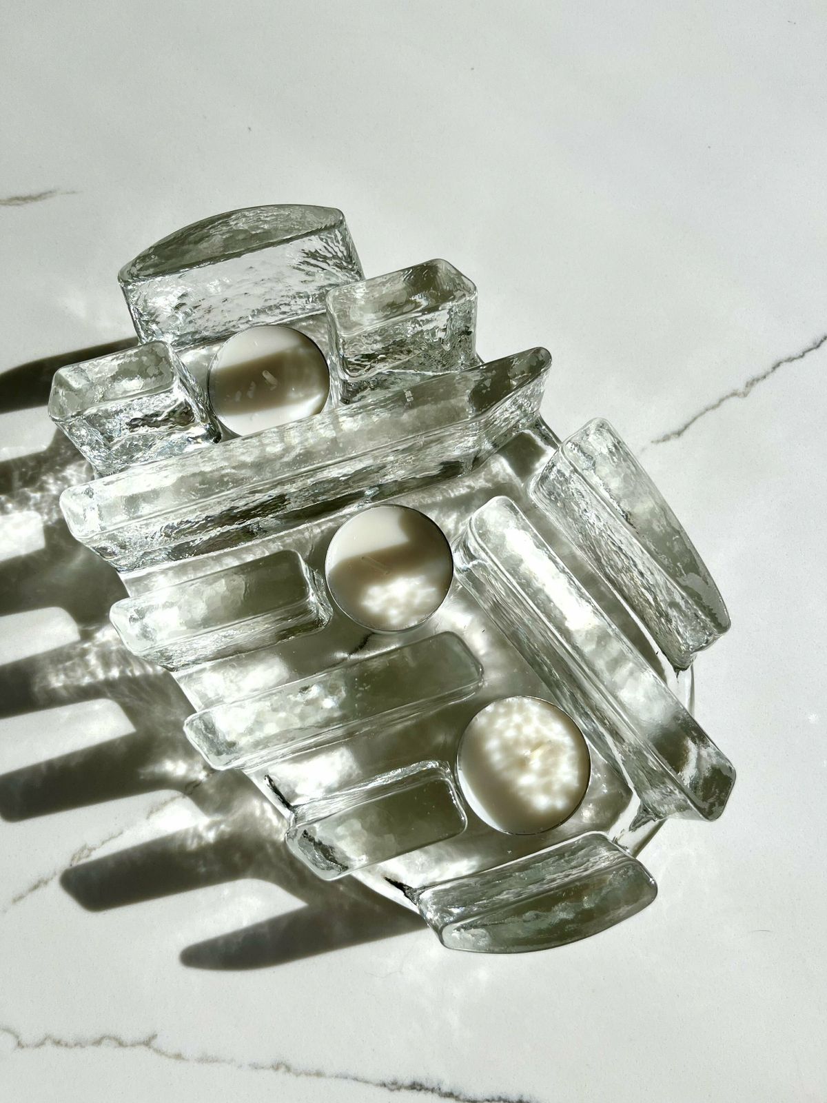 photo furniture Mid Century Chunky Glass Single 3 Burner Plate Warmer/Objet D'art In The Style Of Jiri Zejmon