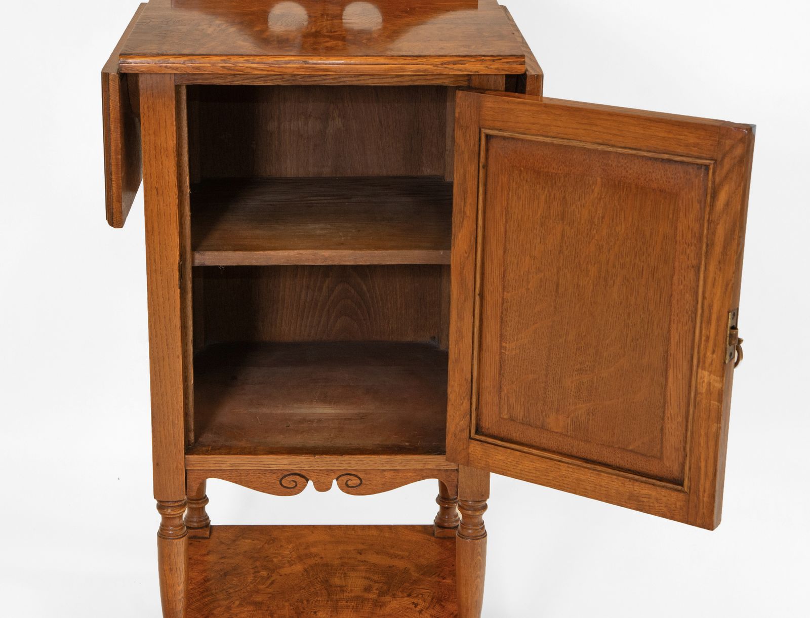 Late Victorian / Edwardian Golden Burr Oak Cabinet photo vinterior