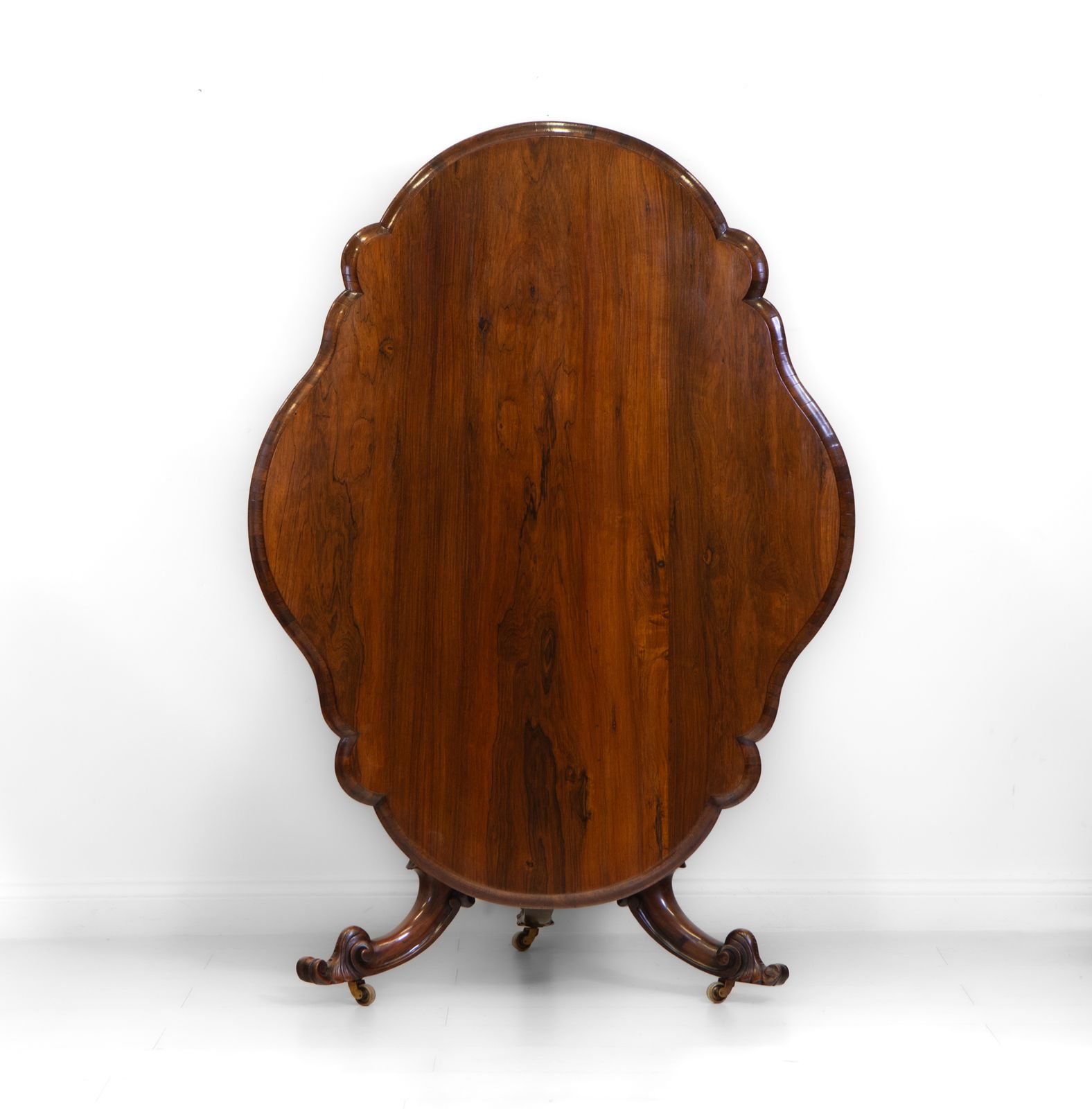 Victorian Rosewood Breakfast Centre Tilt Top Table 1860s