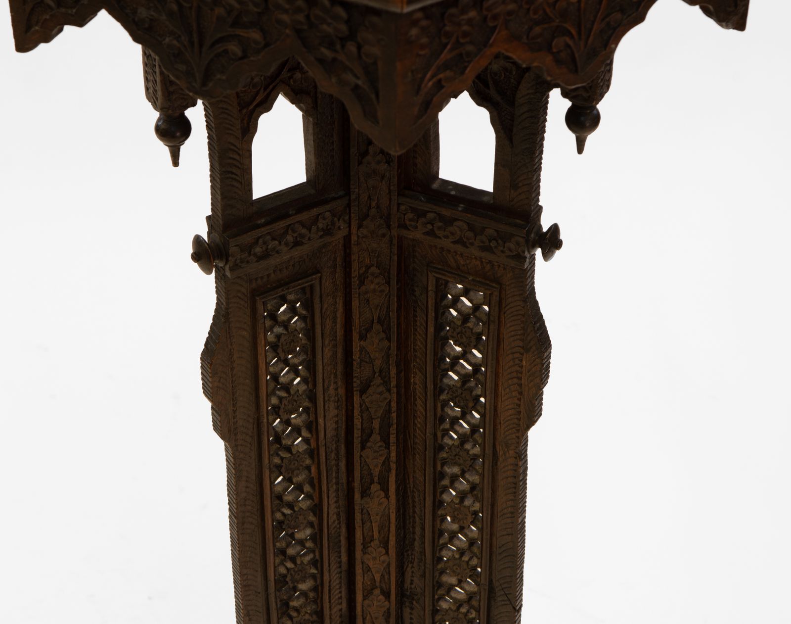 19th Century Burmese Anglo Indian Carved Jardinière Plant Stand photo vinterior