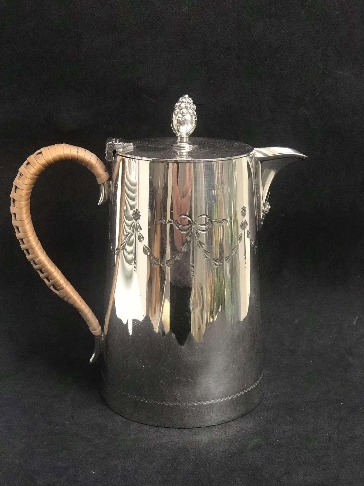 Creamer Vintage Milk Jug Edwardian Silver Plate Milk Jug, Cream Jug, Milk Pot Sheffield, England, Tea Set, Silver Antique Wedding Gift photo for sale