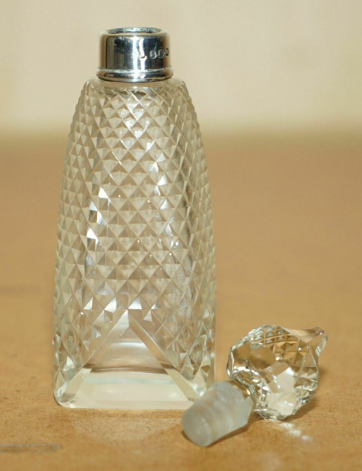photo furniture Antique Sterling Silver Perfume Bottle In Cut Glass Crystal Lovely Craftsmanship