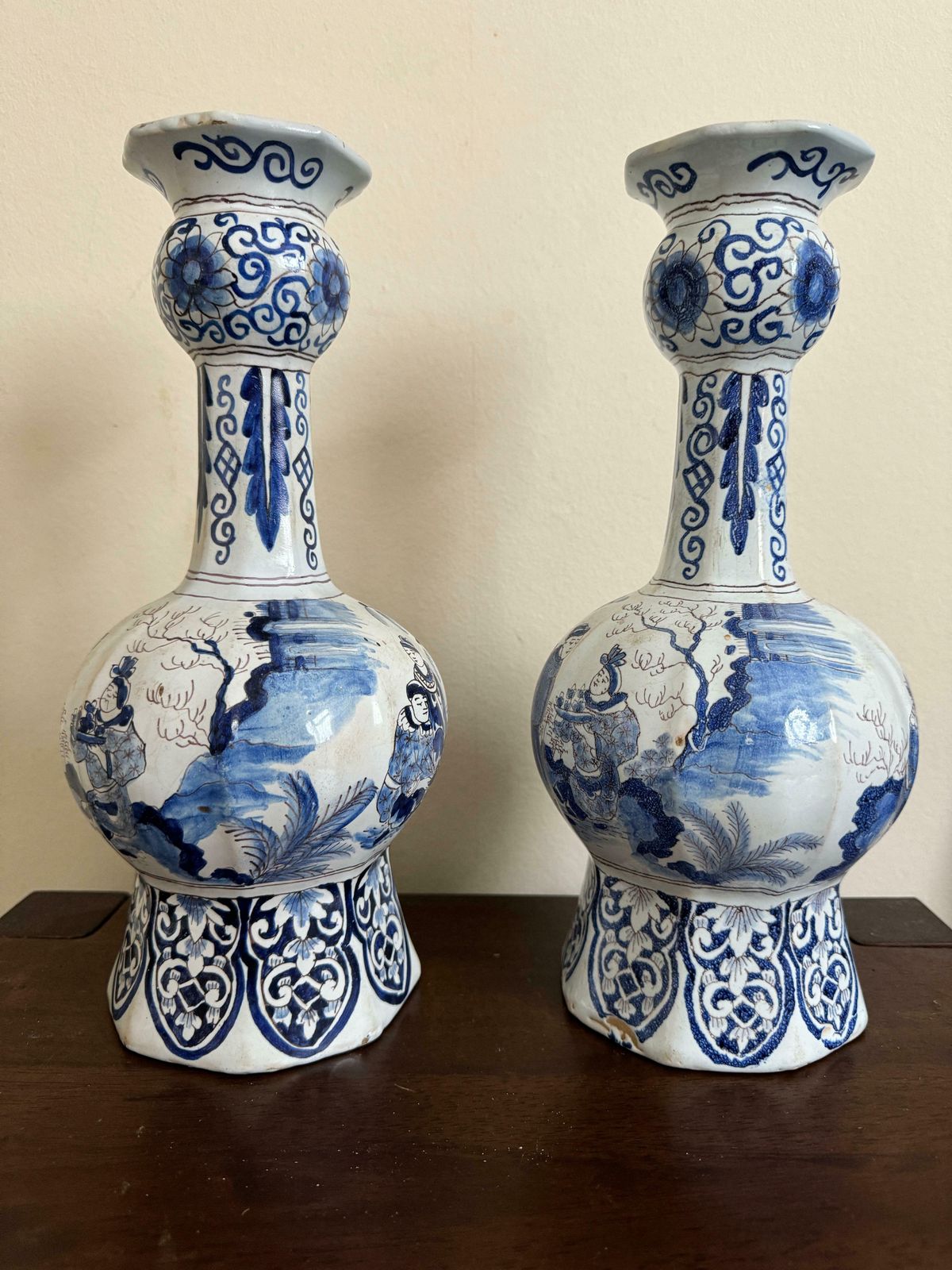Early 18th Century Pair Of Delft Vases photo buy
