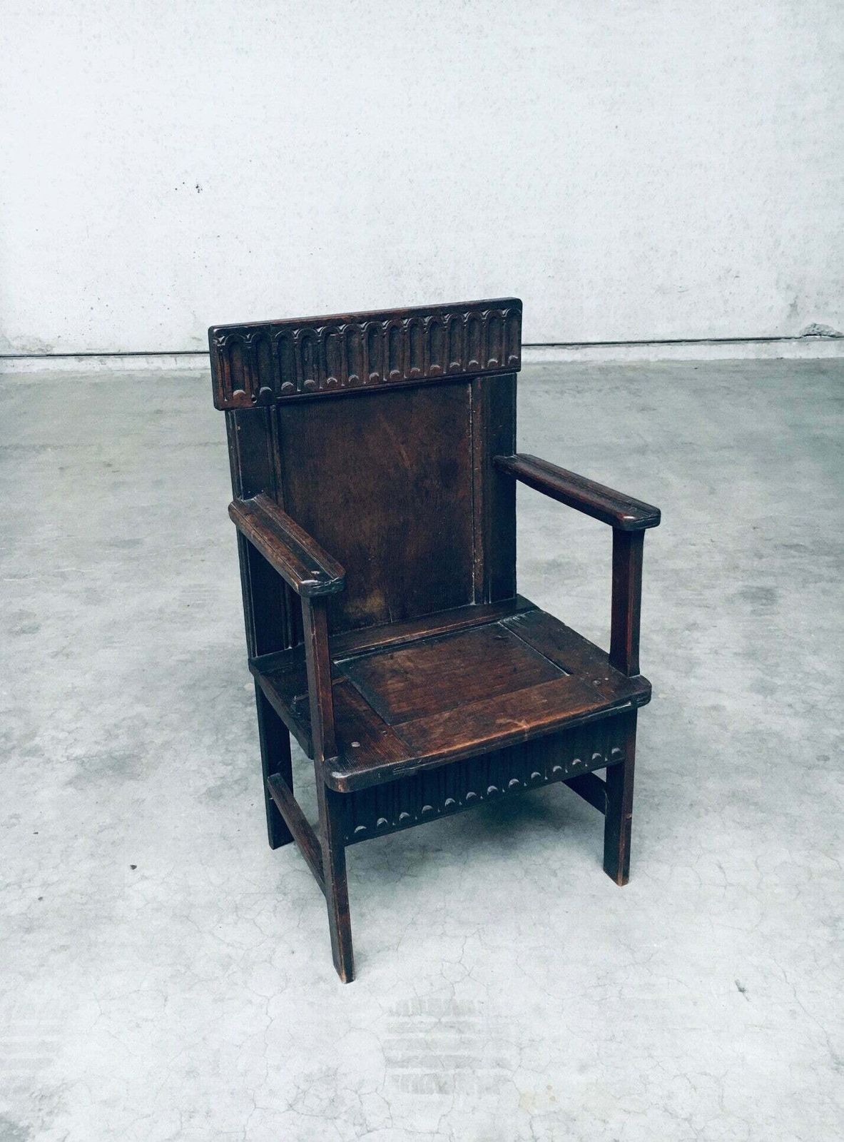 19e Eeuwse Primitieve Folk Art Handgemaakte Fauteuil photo for sale
