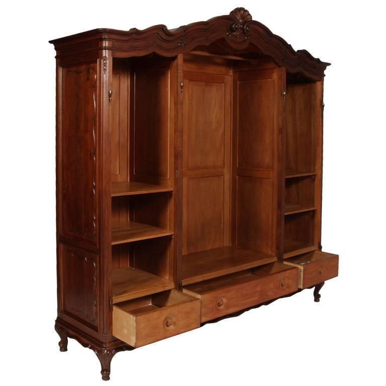 Superb Italy Baroque Massive Carved Walnut Complete Bedroom Sets photo Furniture