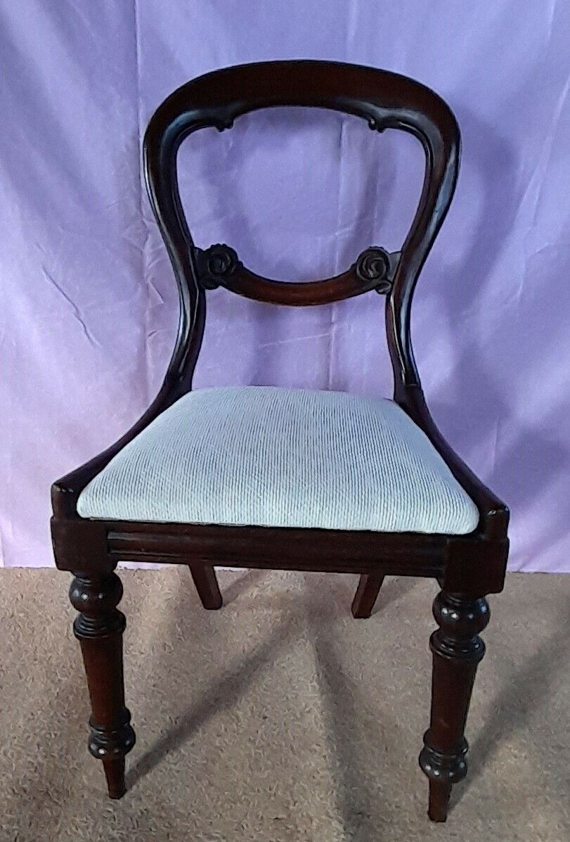 Antique Rococo Revival Balloon Backed Chair photo 95.0