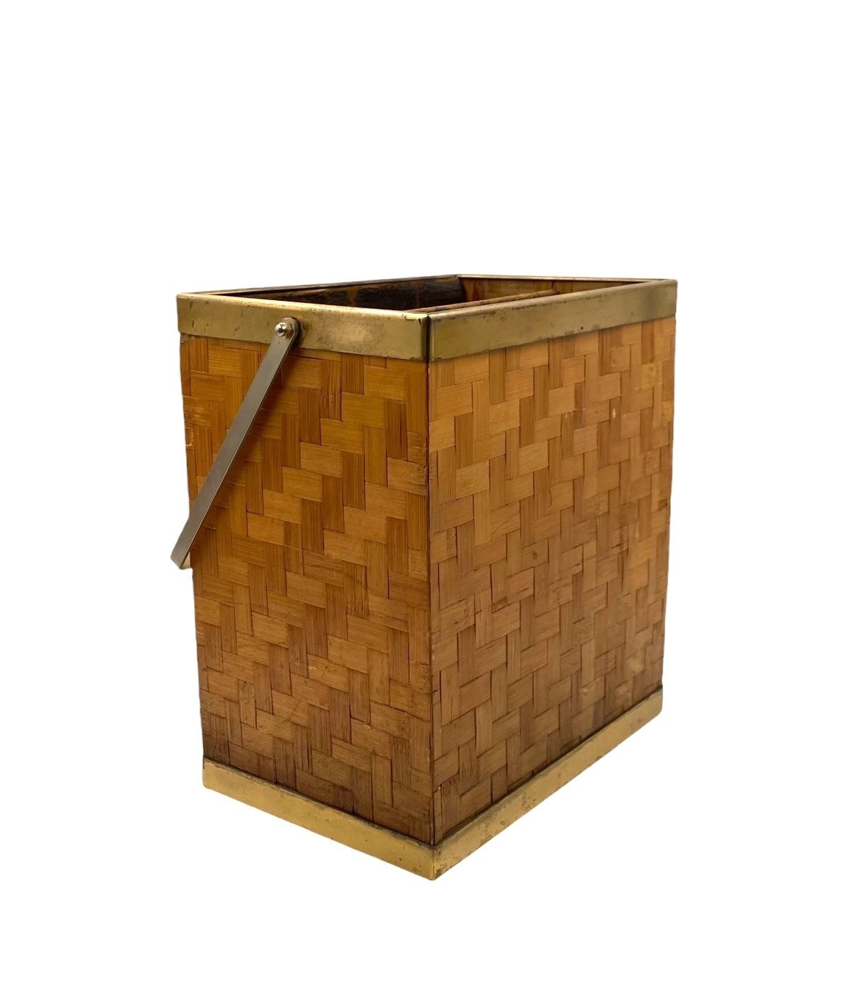 Hollywood Regency Brass And Woven Bamboo Magazine Rack, Metal Linea Nova Italy 1970