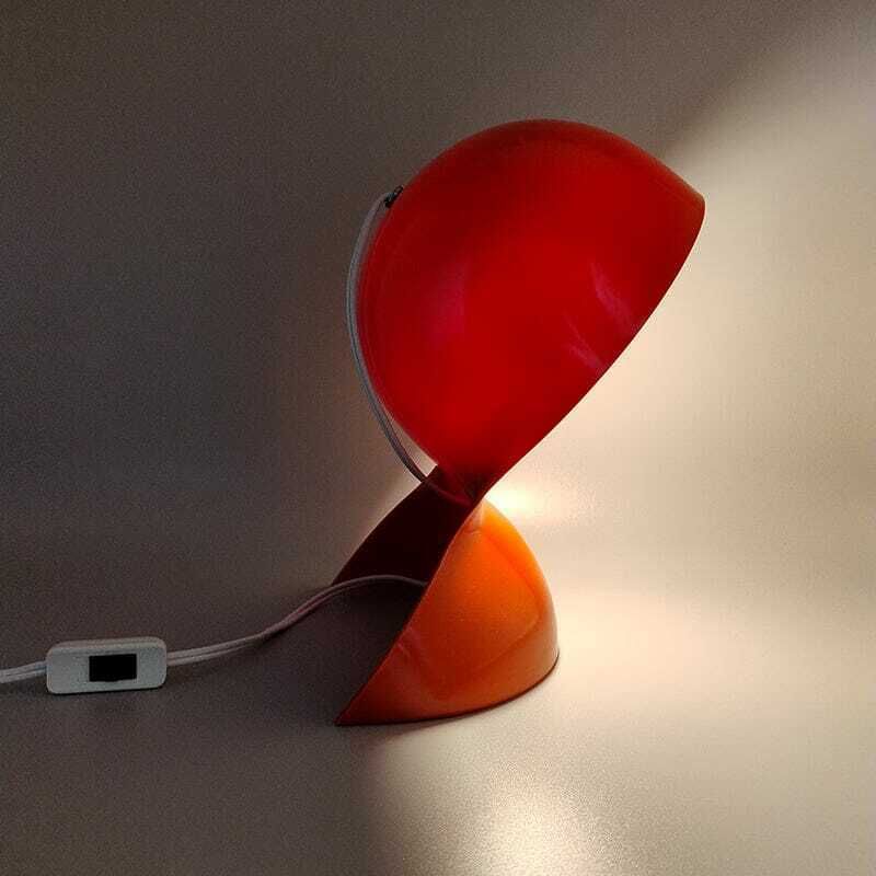 1960s Original Red Dalù Table Lamp By Vico Magistretti For Artemide (Not A Replica) photo buy
