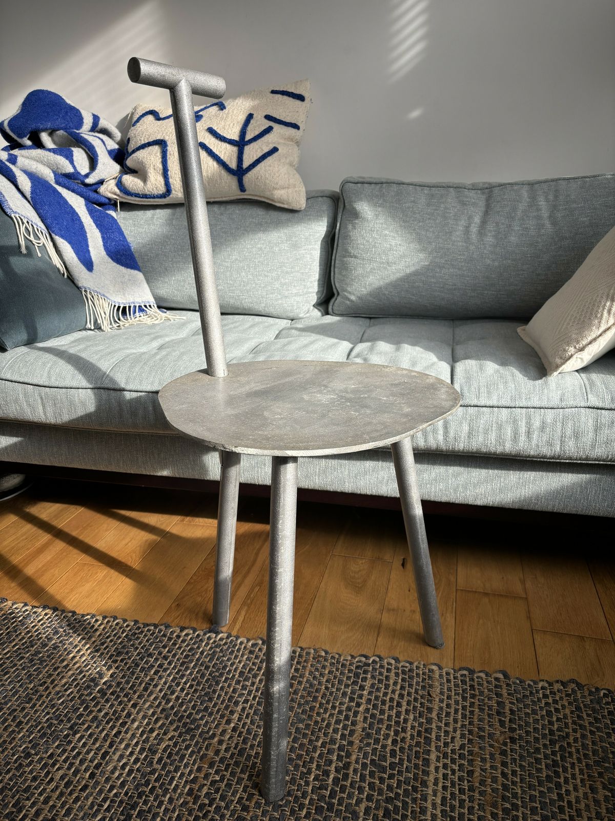 Faye Toogood   Spade Chair / Aluminium photo 1900.0