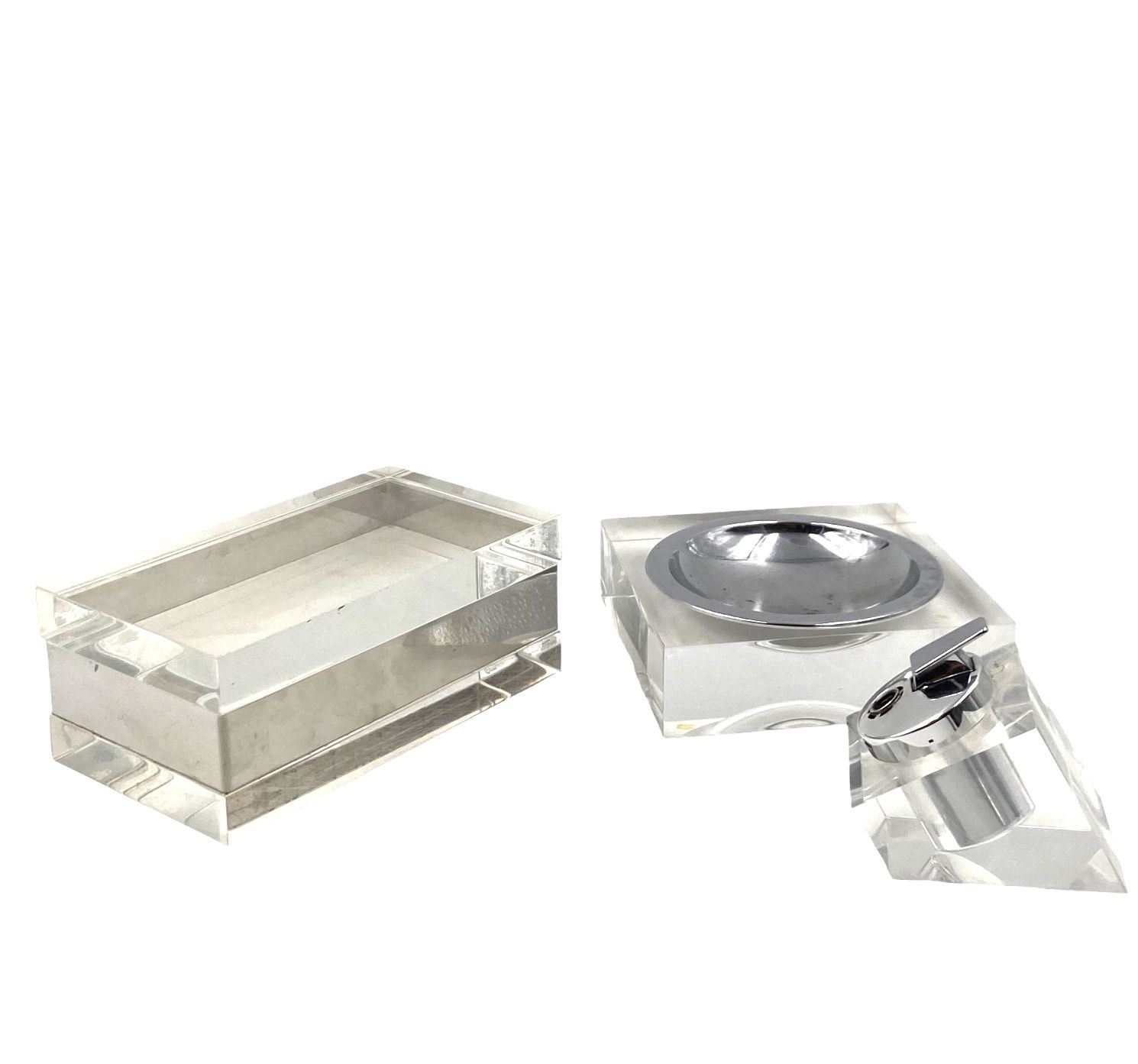 Hollywood Regency Lucite Smoking Set, Guzzini  Italy 1970 photo vintage