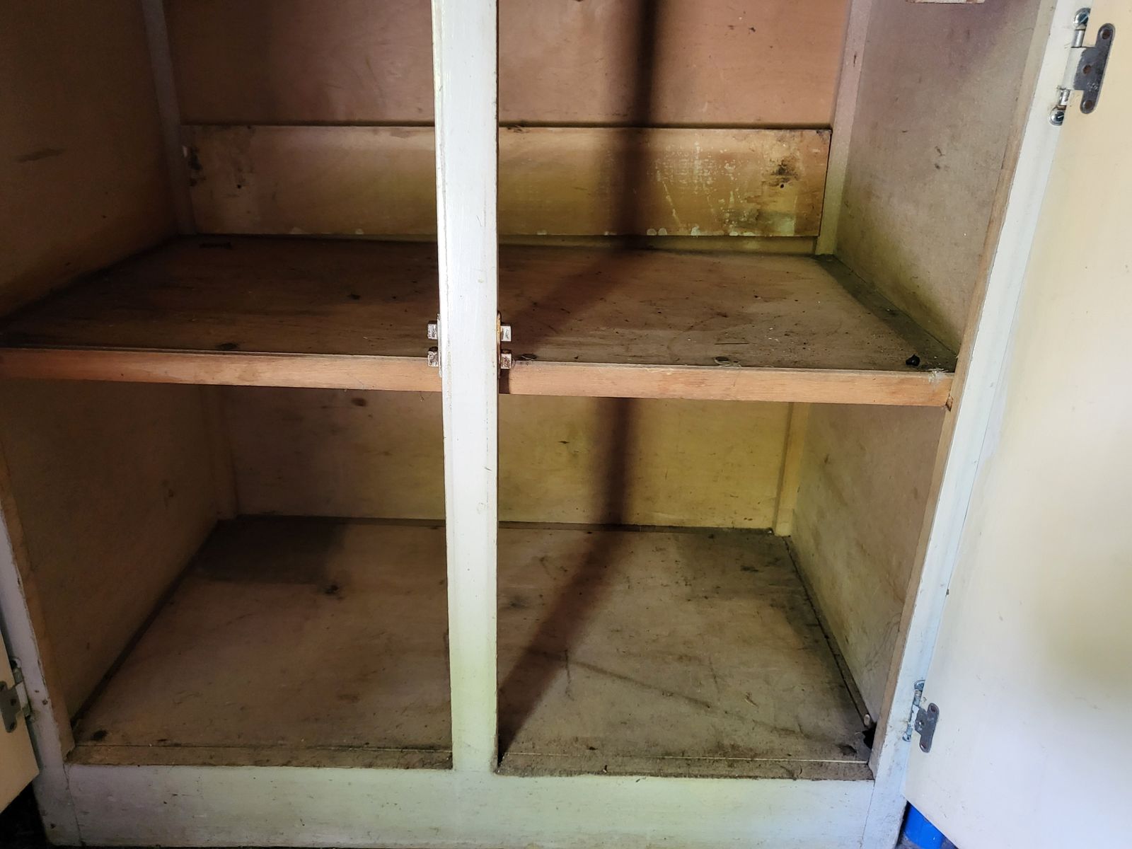 1950s/60s Retro Kitchen Cabinet Larder photo Furniture