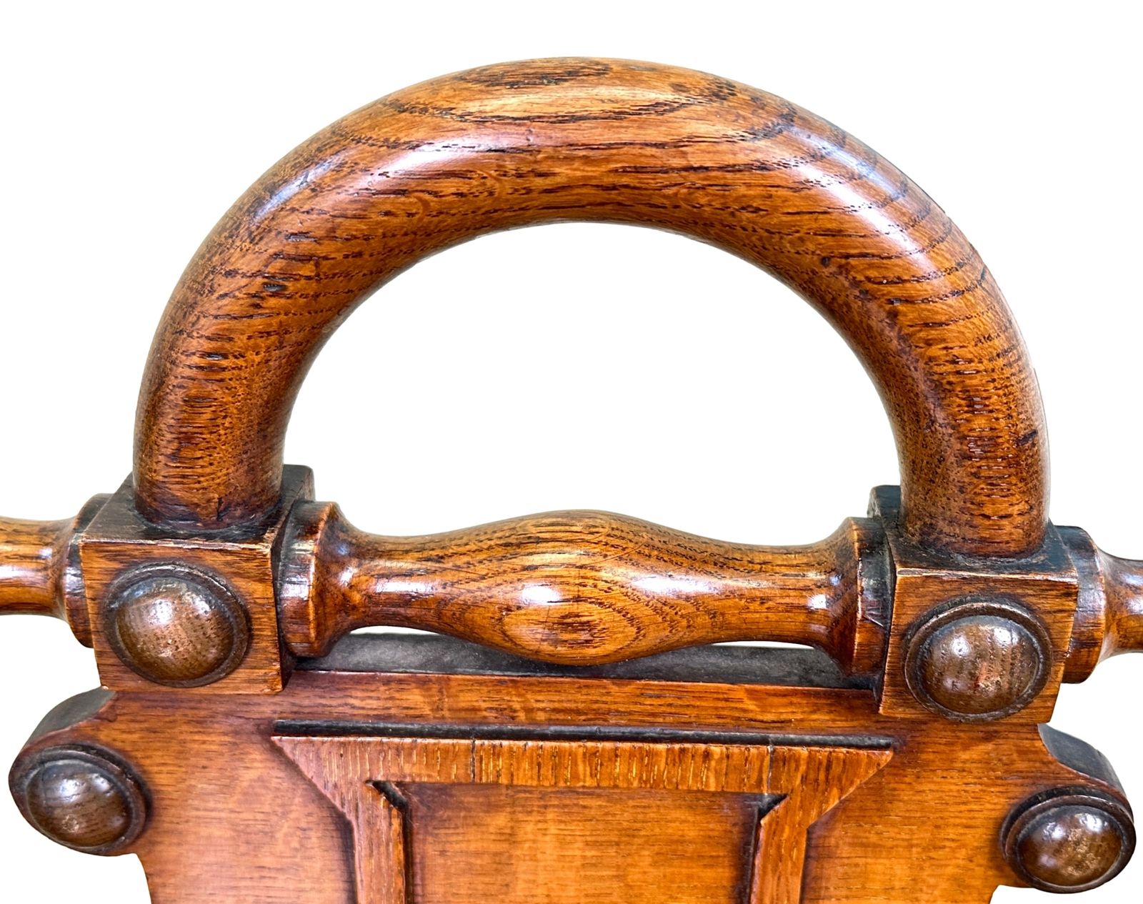 photo furniture Pair Of 19th Century Oak Hall Seats (England, Circa 1880)