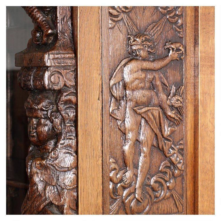 16th Century Italy Ligurian Carved Oak And Chestnut Credenza Bambocci Sideboard photo 97340.0