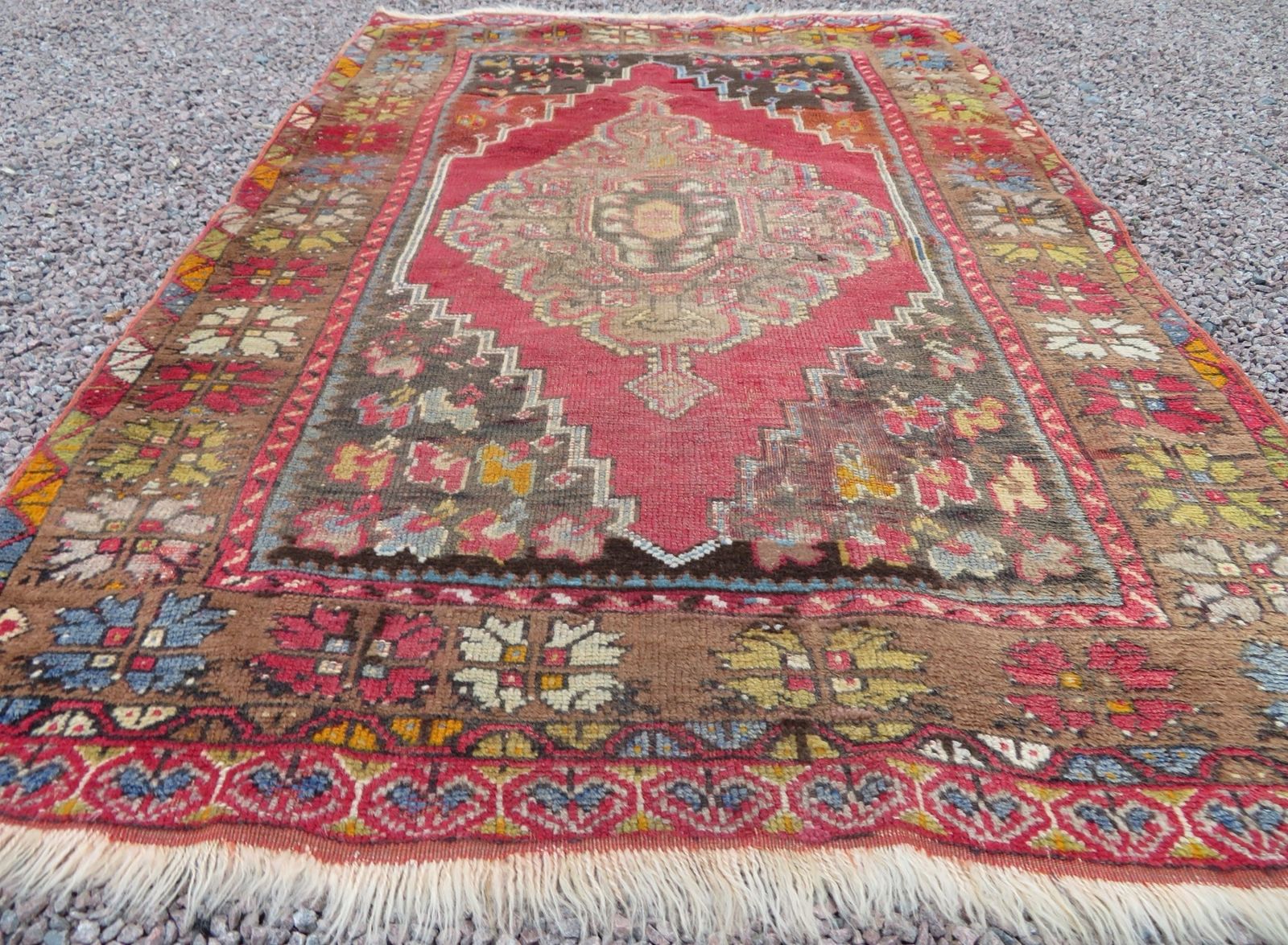 Antique Turkish Mujur Mudjur Rug. Kirsehir Province. Central Anatolia. Late 19th Century. photo 575.0