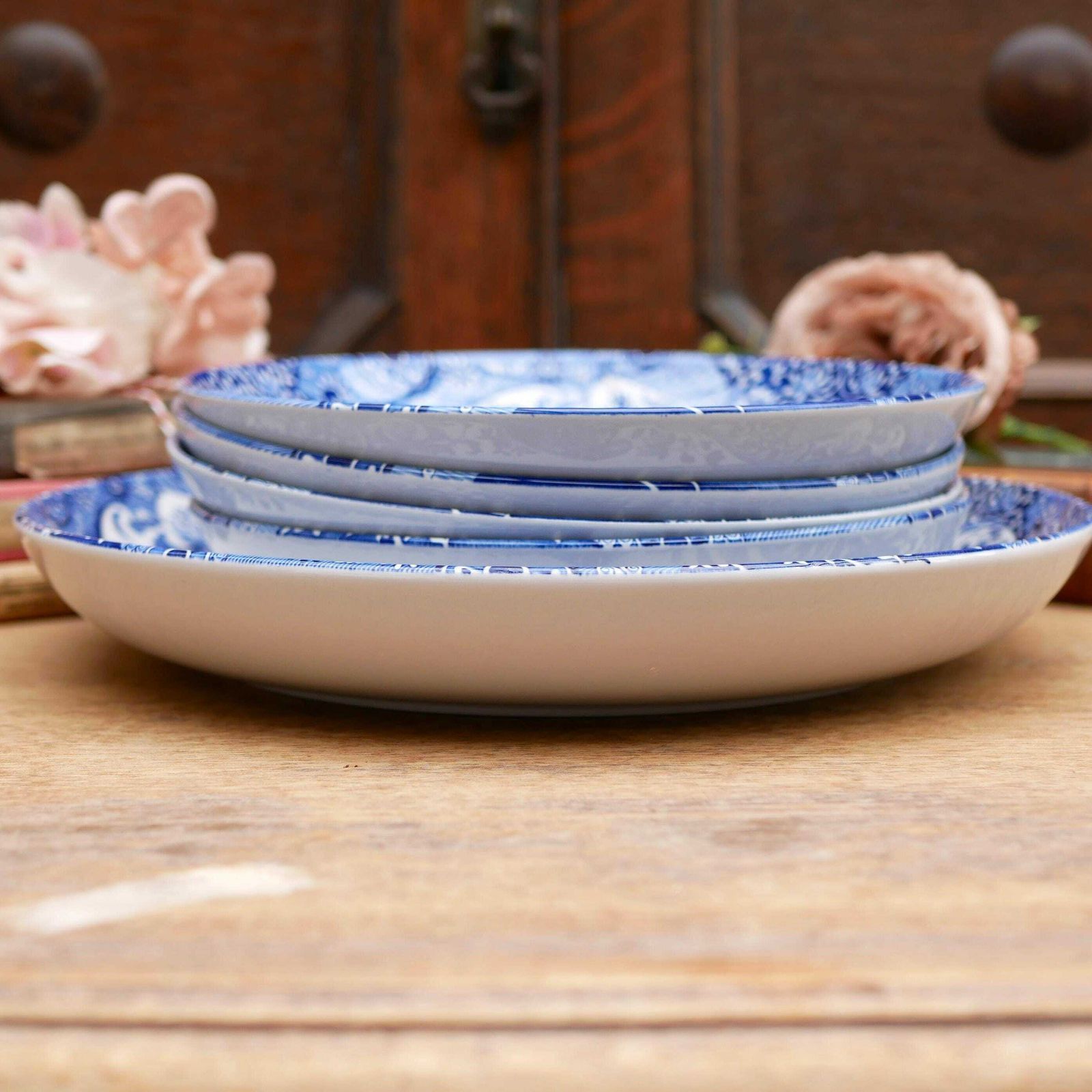 photo furniture Spode Italian Design Pasta/Dessert/Salad/Soup Bowls With Matching Large Serving Bowl Blue And White English Earthenware Crockery