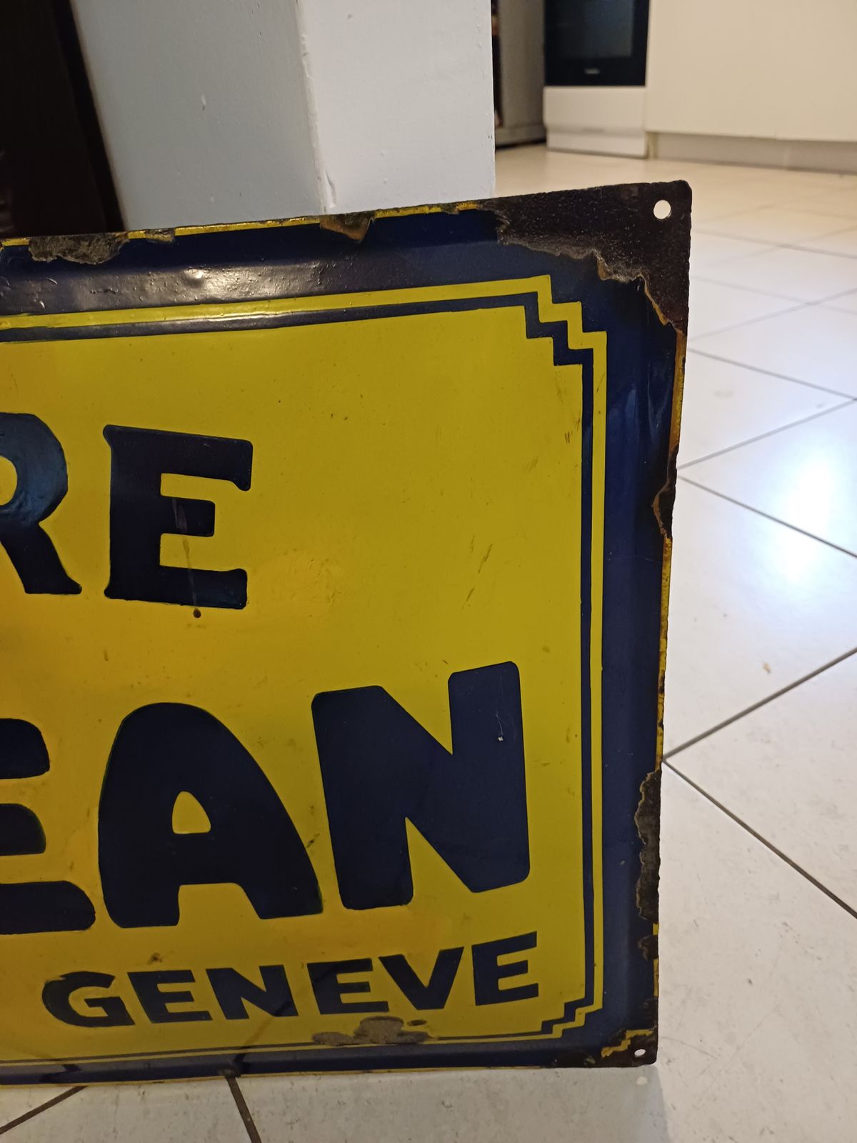 Saint Jean Geneva Enamel Plaque photo vinterior