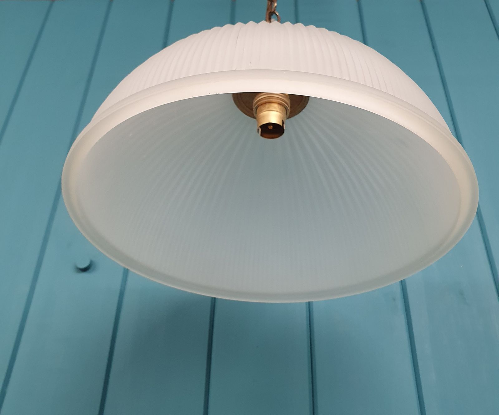 Early 20th Century Reeded Glass Shade 12" photo vinterior
