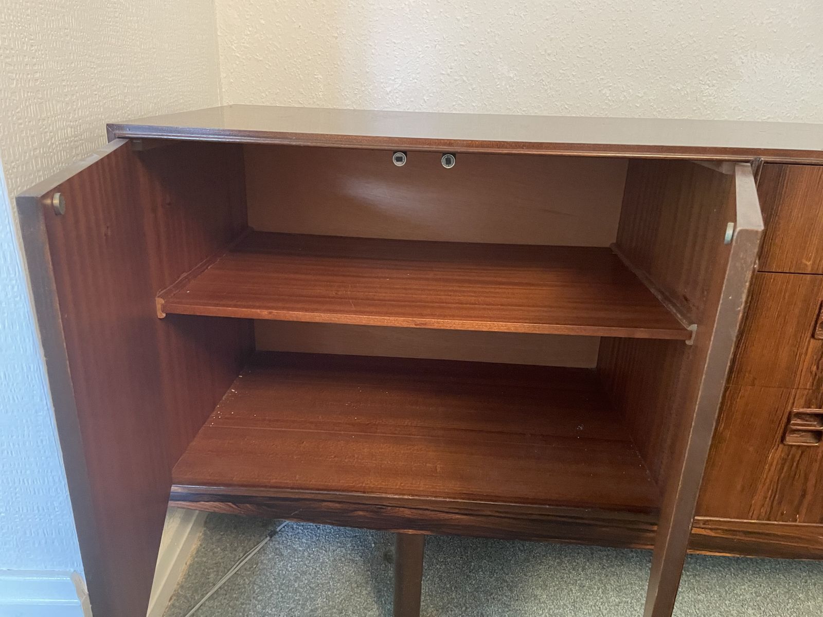 Beithcraft Rare Rosewood Sideboard By Guille / Van Rossi Mid Century photo Furniture