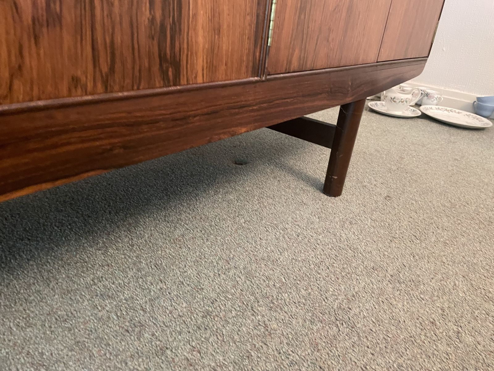 1500.0 Beithcraft Rare Rosewood Sideboard By Guille / Van Rossi Mid Century photo