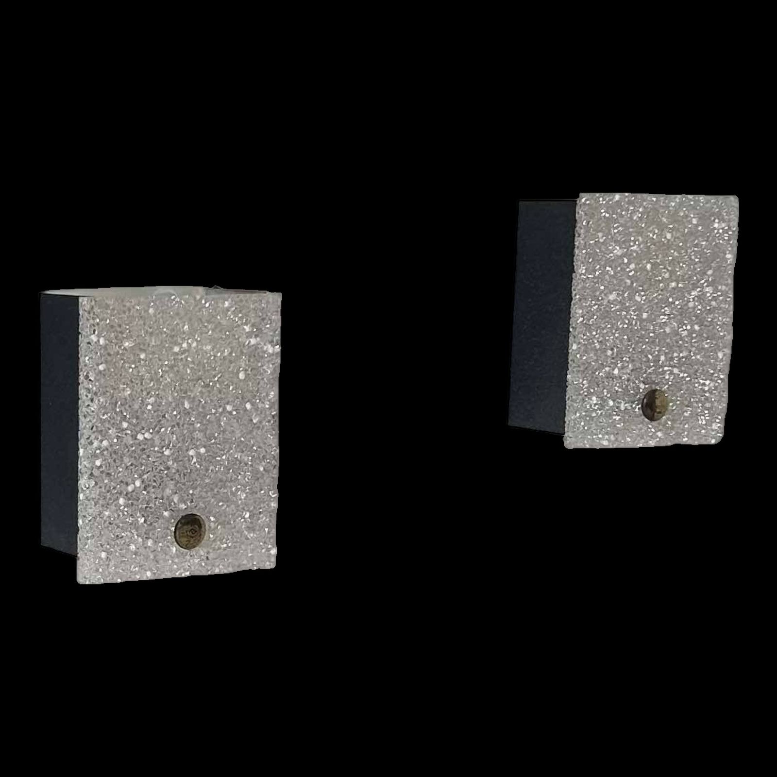 photo furniture Pair Of Vintage Wall Lights, Perspex And Black Lacquered Metal, France 1960