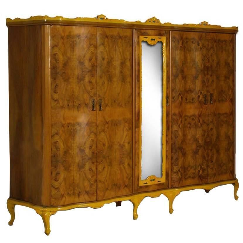 1930s Venetian Baroque Wardrobe, Hand Carved Walnut Decored And Walnut Briar. By Testolinifreres Venice