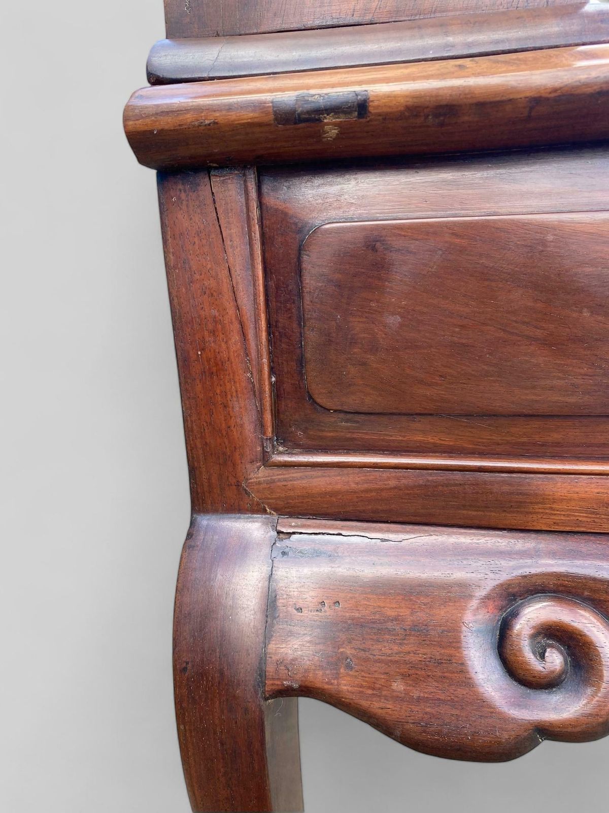 photo furniture Chinese Hardwood Bonheur Du Jour Writing Table
