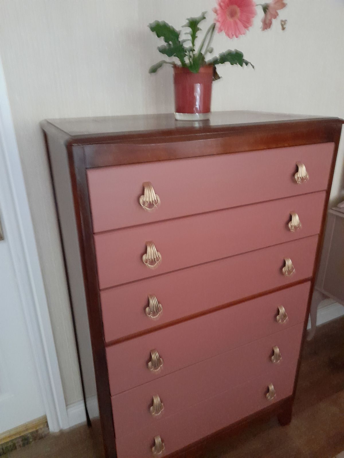 Lady Echinacea. By Lebus. Six Drawer Chest