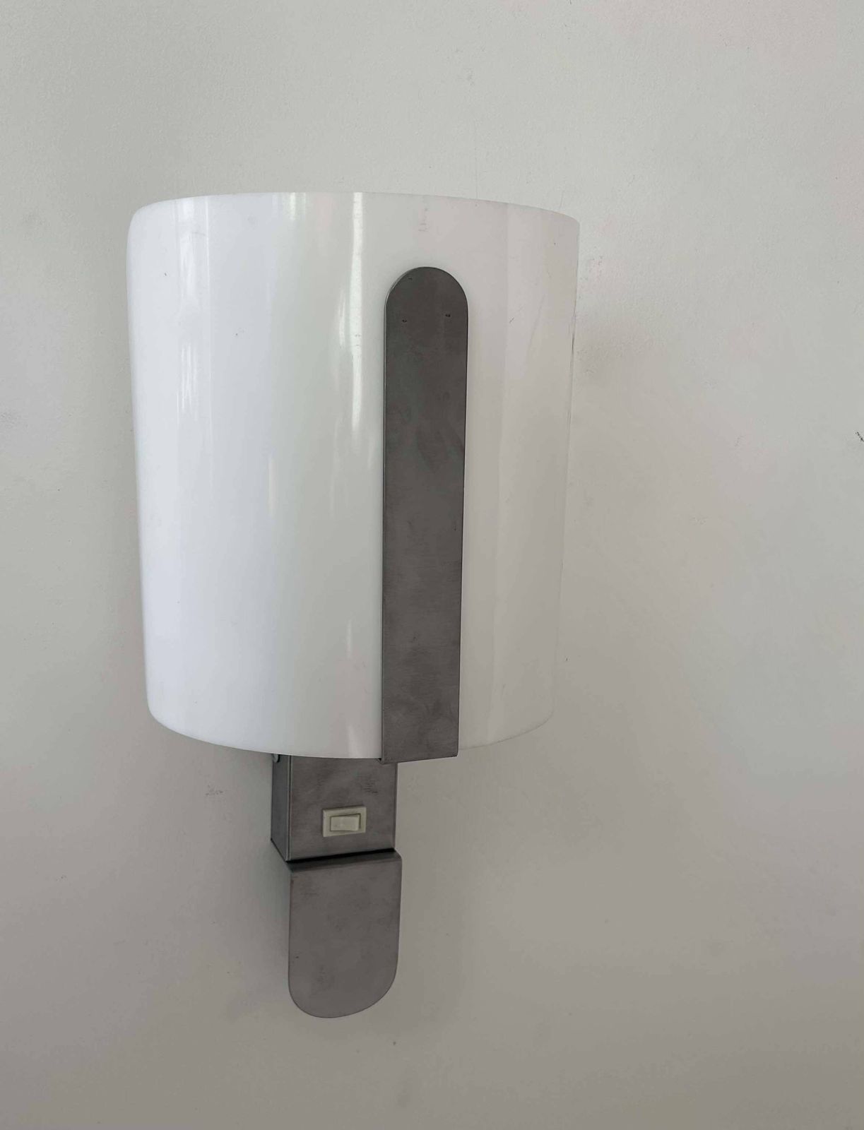 photo furniture Vintage Arlus Wall Light, Perspex And Brushed Metal, France 1970