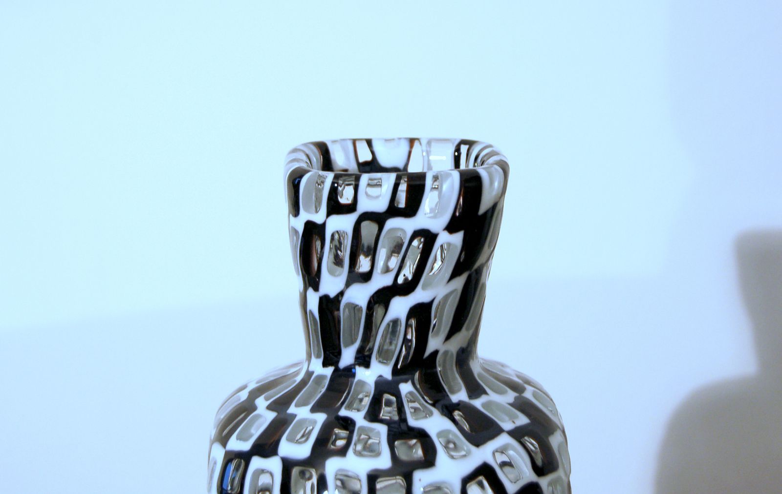 Venini Vase By Tobia Scarpa Mod. Occhi / Murano Glass '60 / Black And White photo Home Decor