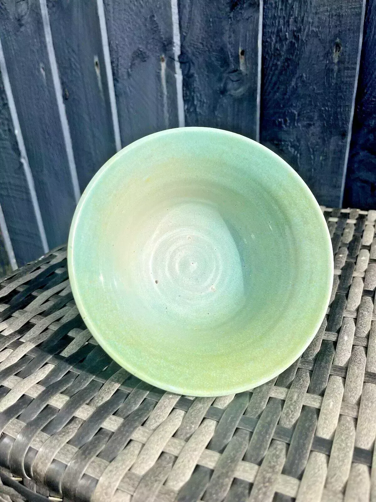 photo vintage Antique Art Deco 1930's Harrow Weald Studio Art Pottery Green Glazed Footed Bowl