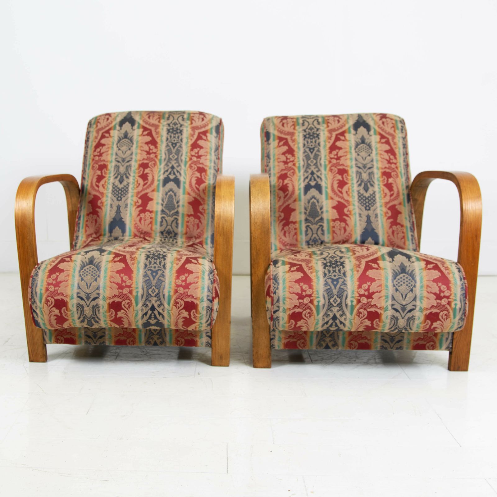 715.0 1930s Art Deco Oak Bentwood Armchairs We Have 2 photo
