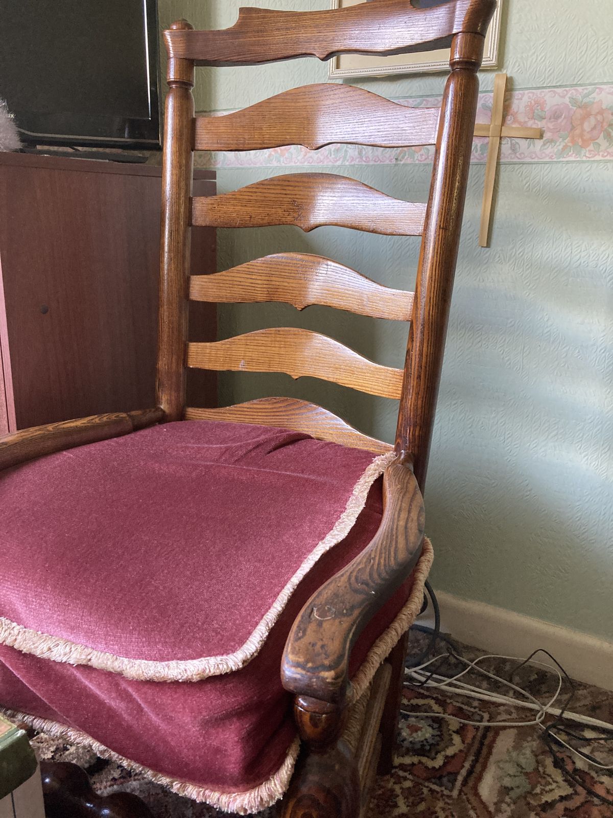 Ladder Back Oak Low Chair photo furniture