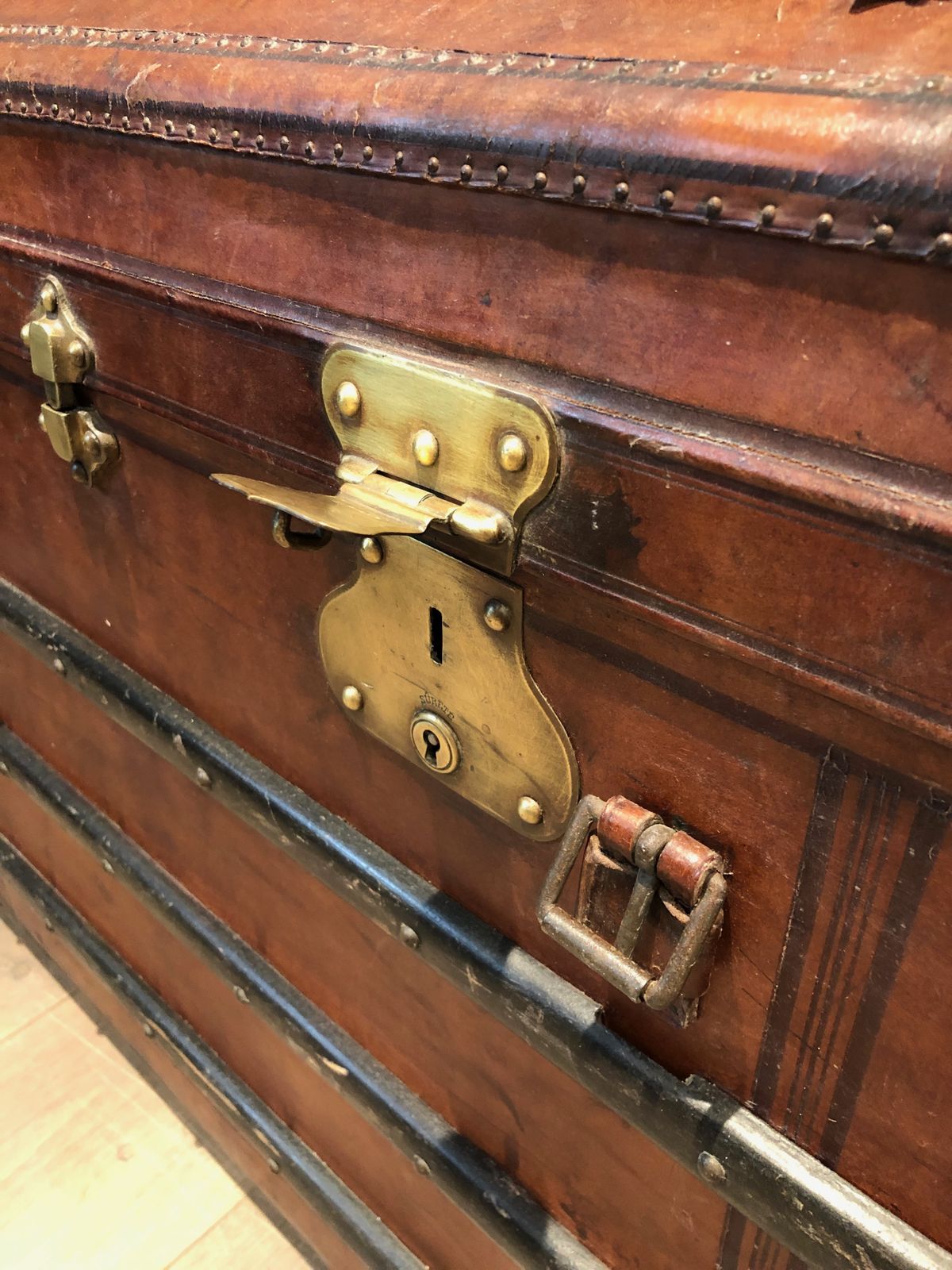 Domed Travel Trunk In Leather, Wood And Brass photo buy