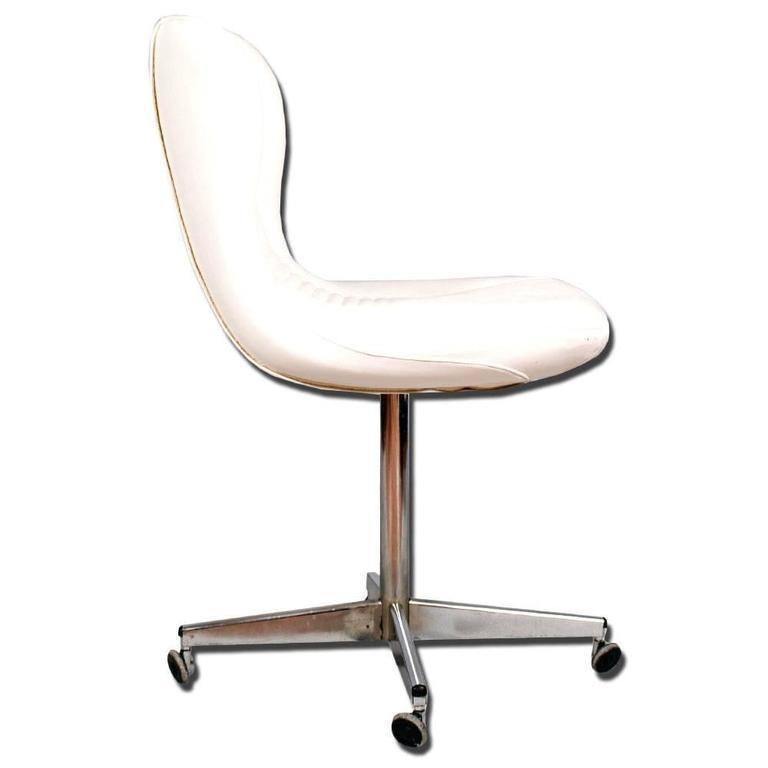 Mid Century Revolving Easy Chair, By Rinaldi Mario ,Chromed Steel, White Leather photo furniture