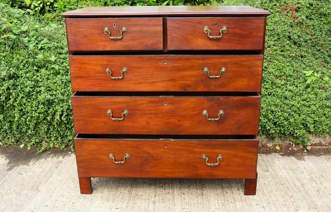 Victorian Mahogany Chest Of Drawers photo furniture